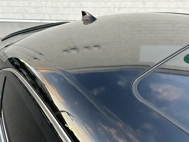 レクサス ＩＳ 300h バージョンL 山形県 2014(平26)年 3.9万km ブラック 純正ナビ/FM/AM/ワンセグTV/Bluetooth/レーダークルーズコントロール/サンルーフ/本革シート/パドルシフト/バックカメラ/EVモード/シートヒーター/エアーシート/パワーシート/LEDライト/ＡＵＴＯライト/フォグランプ/純正バイザー/純正マット