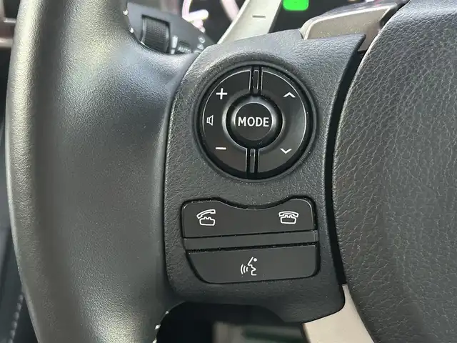 レクサス ＩＳ 300h バージョンL 山形県 2014(平26)年 3.9万km ブラック 純正ナビ/FM/AM/ワンセグTV/Bluetooth/レーダークルーズコントロール/サンルーフ/本革シート/パドルシフト/バックカメラ/EVモード/シートヒーター/エアーシート/パワーシート/LEDライト/ＡＵＴＯライト/フォグランプ/純正バイザー/純正マット