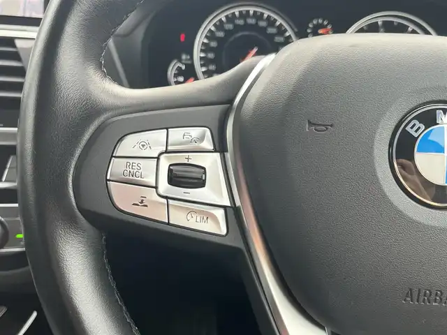 ＢＭＷ Ｘ３ xDrive20d Xライン 静岡県 2019(平31)年 2.6万km パール 黒革シート/メモリー付パワーシート/ヘッドアップディスプレイ/harman/kardonサウンド/シートヒーター /iDrive/(Bluetooth/AppleCarPlay/CD/USB/フルセグ)/インテリジェントセーフティー/ACC/ワイヤレスチャージング/360°カメラ/アダブティブLEDライト/コンフォートアクセス/ETC/ドライブレコーダー /保証書/取扱説明書