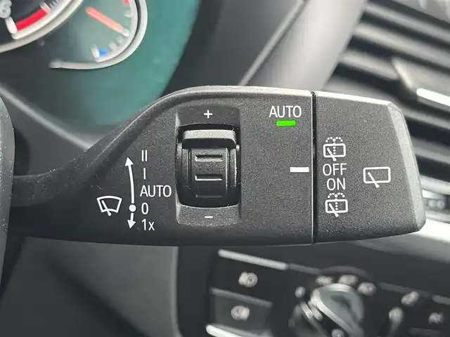 ＢＭＷ Ｘ３ xDrive20d Xライン 静岡県 2019(平31)年 2.6万km パール 黒革シート/メモリー付パワーシート/ヘッドアップディスプレイ/harman/kardonサウンド/シートヒーター /iDrive/(Bluetooth/AppleCarPlay/CD/USB/フルセグ)/インテリジェントセーフティー/ACC/ワイヤレスチャージング/360°カメラ/アダブティブLEDライト/コンフォートアクセス/ETC/ドライブレコーダー /保証書/取扱説明書