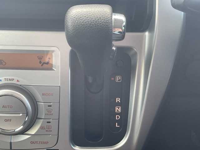 スズキ ハスラー G 茨城県 2016(平28)年 6.2万km クールカーキPM 社外ナビ　/-TV/BT/AM/FM/衝突軽減システム　/プッシュスタート　/ＥＴＣ　/アイドリングストップ　/コーナーセンサー前後　/シートヒーター　/純正アルミホイール　/純正フロアマット　/パワーステアリング　/パワーウィンドウ　/横滑り防止装置