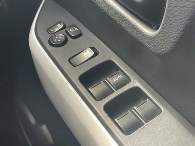 スズキ ハスラー G 茨城県 2016(平28)年 6.2万km クールカーキPM 社外ナビ　/-TV/BT/AM/FM/衝突軽減システム　/プッシュスタート　/ＥＴＣ　/アイドリングストップ　/コーナーセンサー前後　/シートヒーター　/純正アルミホイール　/純正フロアマット　/パワーステアリング　/パワーウィンドウ　/横滑り防止装置