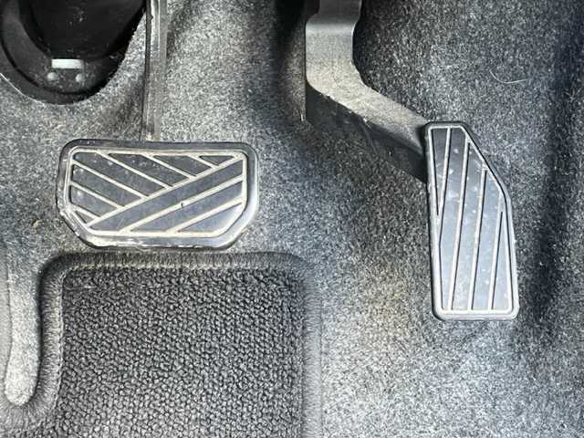 スズキ ハスラー G 茨城県 2016(平28)年 6.2万km クールカーキPM 社外ナビ　/-TV/BT/AM/FM/衝突軽減システム　/プッシュスタート　/ＥＴＣ　/アイドリングストップ　/コーナーセンサー前後　/シートヒーター　/純正アルミホイール　/純正フロアマット　/パワーステアリング　/パワーウィンドウ　/横滑り防止装置