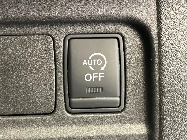 日産 セレナ オーテック スポーツスペック 栃木県 2019(令1)年 6.3万km ダイヤモンドブラック メモリーナビ/（CD/DVD/Bluetooth/USB/フルセグTV）/バックカメラ/全方位カメラ/プロパイロット/衝突軽減ブレーキ/前後コーナーセンサー/ETC/前方ドライブレコーダー/オートライト/LEDヘッドライト/横滑り防止装置/スマートキー/プッシュスタート/電動格納ミラー/純正アルミホイール/純正フロアマット