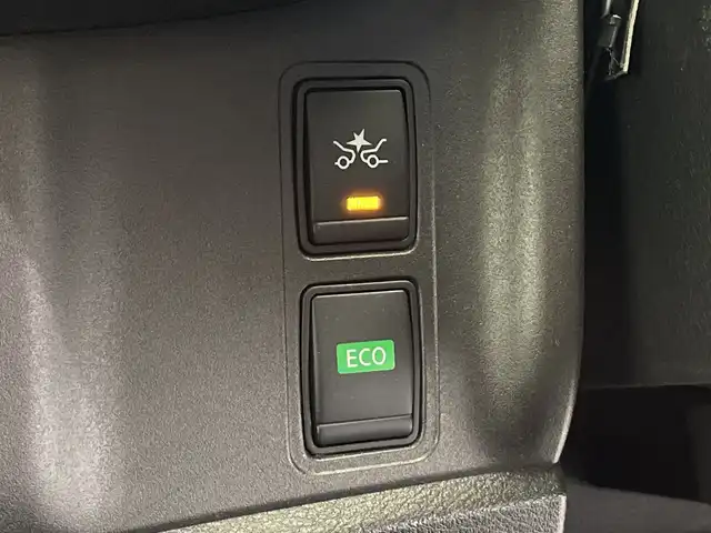 日産 セレナ オーテック スポーツスペック 栃木県 2019(令1)年 6.3万km ダイヤモンドブラック メモリーナビ/（CD/DVD/Bluetooth/USB/フルセグTV）/バックカメラ/全方位カメラ/プロパイロット/衝突軽減ブレーキ/前後コーナーセンサー/ETC/前方ドライブレコーダー/オートライト/LEDヘッドライト/横滑り防止装置/スマートキー/プッシュスタート/電動格納ミラー/純正アルミホイール/純正フロアマット