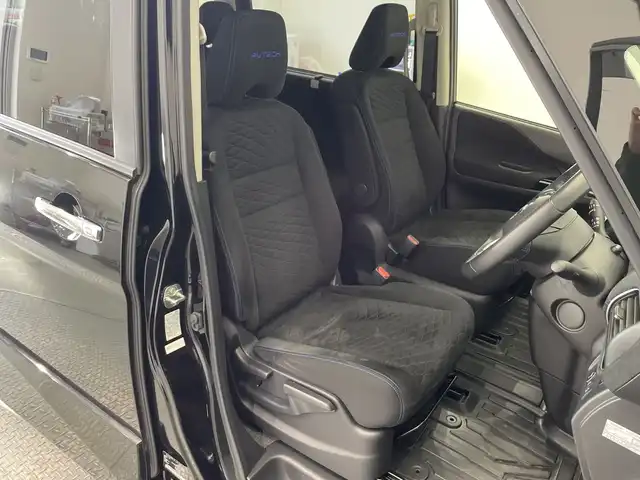 日産 セレナ オーテック スポーツスペック 栃木県 2019(令1)年 6.3万km ダイヤモンドブラック メモリーナビ/（CD/DVD/Bluetooth/USB/フルセグTV）/バックカメラ/全方位カメラ/プロパイロット/衝突軽減ブレーキ/前後コーナーセンサー/ETC/前方ドライブレコーダー/オートライト/LEDヘッドライト/横滑り防止装置/スマートキー/プッシュスタート/電動格納ミラー/純正アルミホイール/純正フロアマット