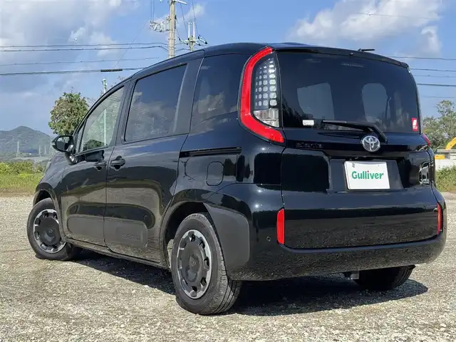 トヨタ シエンタ ハイブリッド Z 兵庫県 2025(令7)年 1万km 黒 ワンオーナー/10.5インチ純正ナビ/フルセグTV/パノラミックビューモニター/ビルトインETC/ドラレコ/両側パワースライドドア/ブラインドスポットモニター/オートハイビーム/レーダークルーズコントール/レーンキープアシスト/LEDヘッドライト