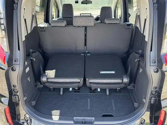 トヨタ シエンタ ハイブリッド Z 兵庫県 2025(令7)年 1万km 黒 ワンオーナー/10.5インチ純正ナビ/フルセグTV/パノラミックビューモニター/ビルトインETC/ドラレコ/両側パワースライドドア/ブラインドスポットモニター/オートハイビーム/レーダークルーズコントール/レーンキープアシスト/LEDヘッドライト