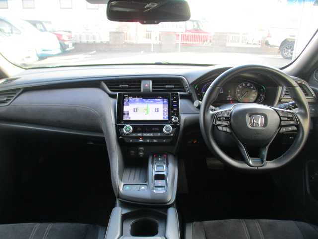 ホンダ インサイト EX・ブラックスタイル 岡山県 2019(平31)年 7.9万km クリスタルブラックパール 衝突軽減ブレーキ/誤発進抑制機能/後方誤発進抑制機能/歩行者事故低減ステアリング/路外逸脱抑制制御機能/先行車発進お知らせ機能/標識認識機能/オートハイビーム/渋滞追従機能付アダプティブクルーズコントロール/車線維持支援システム/ブラインドスポットインフォメーション/オートライト/ワンオーナー/Hondaインターナビ/フルセグテレビ/Bluetooth/USB/DVD再生可能/本革＆ウルトラスエードシート/運転席8ウェイパワーシート/助手席4ウェイパワーシート/シートヒーター（運転席・助手席）/LEDヘッドライト/LEDフォグライト/ソナーセンサー/2.0対応ETC/純正17AW/純正フロアマット/スマートキー2個