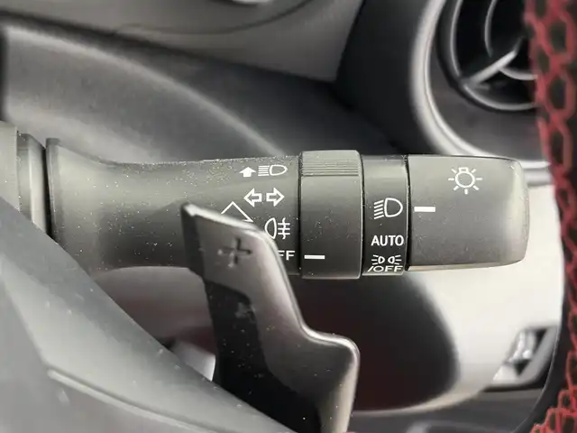 トヨタ ＧＲ８６ RZ 愛知県 2021(令3)年 2.7万km クリスタルホワイトパール ・純正９インチナビ/フルセグTV/（CD/DVD/BT再生可能）/NSZT-Y68T/・純正エアロ/・HKS車高調/・WORK１８インチAW/225/40/R18/・ハーフレザーシート/・前席ヒーター付きシート/・後方コーナーセンサー/・前後ドライブレコーダー/・プリクラッシュセーフティ/・レーンキープアシスト/・パドルシフト/・純正LEDライト/・スマートキー/・ETC