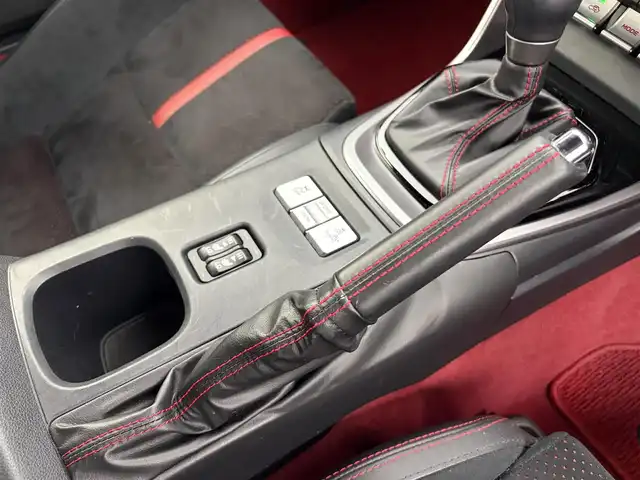 トヨタ ＧＲ８６ RZ 愛知県 2021(令3)年 2.7万km クリスタルホワイトパール ・純正９インチナビ/フルセグTV/（CD/DVD/BT再生可能）/NSZT-Y68T/・純正エアロ/・HKS車高調/・WORK１８インチAW/225/40/R18/・ハーフレザーシート/・前席ヒーター付きシート/・後方コーナーセンサー/・前後ドライブレコーダー/・プリクラッシュセーフティ/・レーンキープアシスト/・パドルシフト/・純正LEDライト/・スマートキー/・ETC