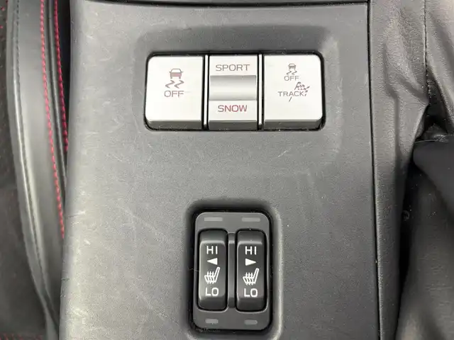 トヨタ ＧＲ８６ RZ 愛知県 2021(令3)年 2.7万km クリスタルホワイトパール ・純正９インチナビ/フルセグTV/（CD/DVD/BT再生可能）/NSZT-Y68T/・純正エアロ/・HKS車高調/・WORK１８インチAW/225/40/R18/・ハーフレザーシート/・前席ヒーター付きシート/・後方コーナーセンサー/・前後ドライブレコーダー/・プリクラッシュセーフティ/・レーンキープアシスト/・パドルシフト/・純正LEDライト/・スマートキー/・ETC