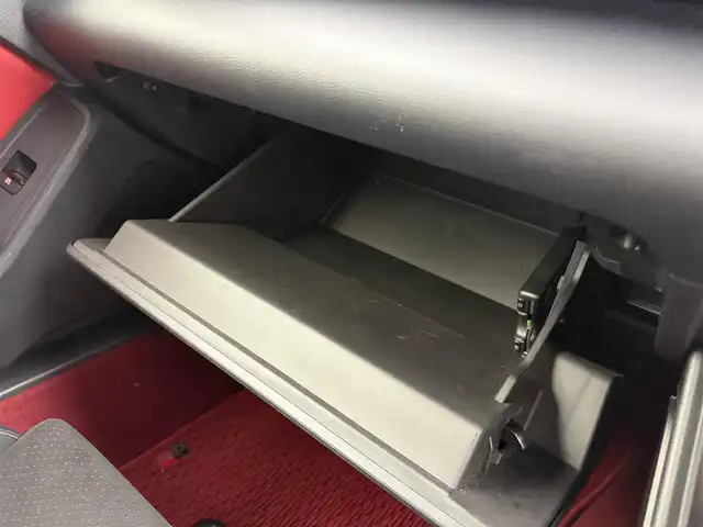 トヨタ ＧＲ８６ RZ 愛知県 2021(令3)年 2.7万km クリスタルホワイトパール ・純正９インチナビ/フルセグTV/（CD/DVD/BT再生可能）/NSZT-Y68T/・純正エアロ/・HKS車高調/・WORK１８インチAW/225/40/R18/・ハーフレザーシート/・前席ヒーター付きシート/・後方コーナーセンサー/・前後ドライブレコーダー/・プリクラッシュセーフティ/・レーンキープアシスト/・パドルシフト/・純正LEDライト/・スマートキー/・ETC