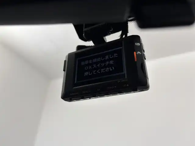 トヨタ ＧＲ８６ RZ 愛知県 2021(令3)年 2.7万km クリスタルホワイトパール ・純正９インチナビ/フルセグTV/（CD/DVD/BT再生可能）/NSZT-Y68T/・純正エアロ/・HKS車高調/・WORK１８インチAW/225/40/R18/・ハーフレザーシート/・前席ヒーター付きシート/・後方コーナーセンサー/・前後ドライブレコーダー/・プリクラッシュセーフティ/・レーンキープアシスト/・パドルシフト/・純正LEDライト/・スマートキー/・ETC