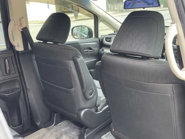 ホンダ オデッセイ アブソルート 沖縄県 2015(平27)年 11.7万km クリスタルブラックパール 純正ナビ　/CD/DVD/BT/フルセグ/フリップダウンモニター　/バックカメラ　/両側パワースライドドア　/クルーズコントロール　/ＬＥＤヘッドライト　/ハーフレザーシート　/社外アルミホイール/ステアリングスイッチ/アイドリングストップ/デジタルインナーミラー/電動格納ミラー/オートライト/スマートキー/ETC