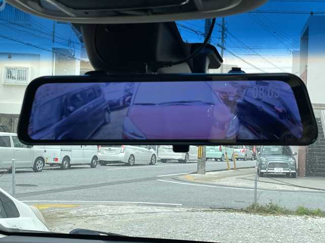 ホンダ オデッセイ アブソルート 沖縄県 2015(平27)年 11.7万km クリスタルブラックパール 純正ナビ　/CD/DVD/BT/フルセグ/フリップダウンモニター　/バックカメラ　/両側パワースライドドア　/クルーズコントロール　/ＬＥＤヘッドライト　/ハーフレザーシート　/社外アルミホイール/ステアリングスイッチ/アイドリングストップ/デジタルインナーミラー/電動格納ミラー/オートライト/スマートキー/ETC