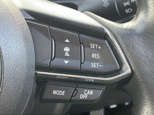 マツダ デミオ 13S ツーリング 三重県 2017(平29)年 4.9万km エターナルブルーマイカ マツダコネクトナビ/バックカメラ/ＢＳＭ/レーンキープアシスト/コーナーセンサー/純正ビルトインＥＴＣ/シートヒーター/ステアリングスイッチ/衝突被害軽減システム/ＬＥＤヘッドライト/オートライト/ＭＴモード/電動格納ミラー/純正AW/禁煙車