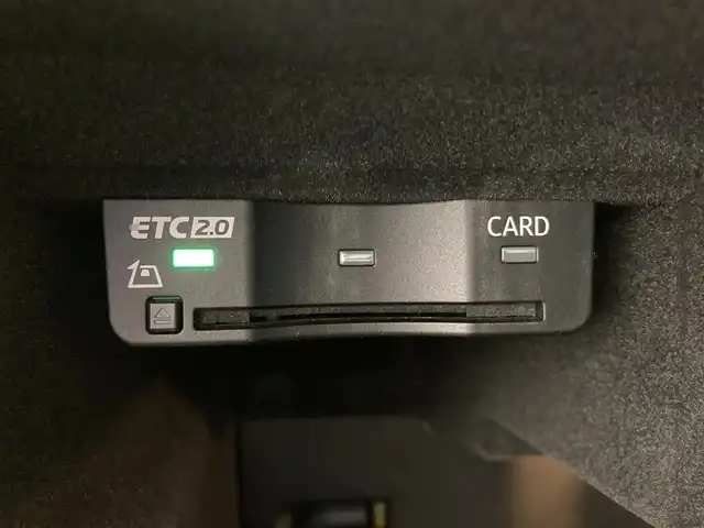 アウディ Ｑ３ SB 35TDIクワトロ Sライン 熊本県 2020(令2)年 3.7万km ミトスブラックメタリック ・ワンオーナー/・スマートキー/・プッシュスタート/・ハイビームアシスト/・パーキングアシスト/・リアクロストラフィックアシスト/・アダプティブドライブアシスト/・接近警告/・Audiプレセンス/・Audiサイドアシスト/・レーン逸脱警告/・休憩の推奨/・クルーズコントロール(追従式)/・黒革シート/・前席パワーシート/・前席シートヒーター/・純正メモリナビ/　【Bluetooth・USB・AppleCarPlay・AndroidAuto】/・フルセグTV/・全方位カメラ/・ETC2.0/・バーチャルコクピット/・ワイヤレス充電/・パワーバックドア/・LEDヘッドランプ/・純正マット/・保証書/取説