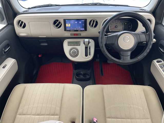 ダイハツ ミラ ココア プラスX 沖縄県 2013(平25)年 7.9万km パールホワイトⅢ 社外ナビ　【AVIC-RZ03】/（CD/DVD/ワンセグTV）/バックカメラ/前後ドライブレコーダー/ETC/スマートキー/電動格納ウインカーミラー/ベンチシート/ドアバイザー/アイドリングストップ/取扱説明書/保証書