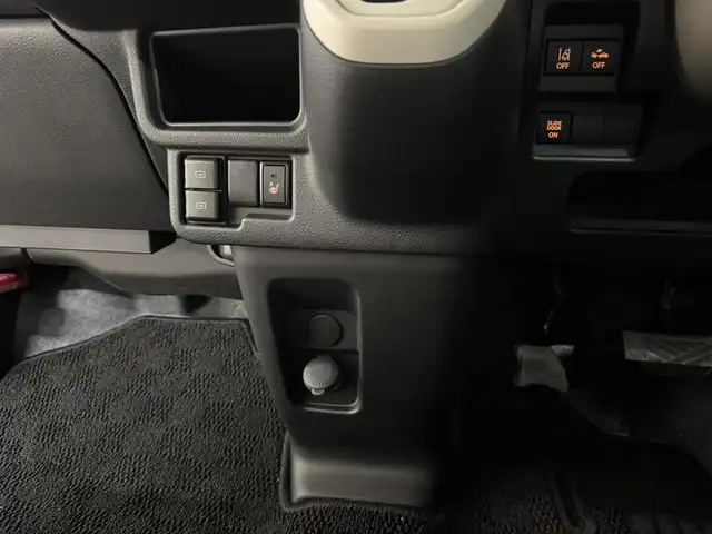 スズキ ワゴンＲ スマイル HYBRID X 三重県 2021(令3)年 0.6万km インディゴブルーメタリック マイルドハイブリッド/FF/インパネCVT/ケンウッド 8インチ『彩速ナビ』 MDV-M805L/（FM/AM/CD/DVD/iPod/USB/SD/内蔵メモリ/VTR/Bluetooth/SMART USEN/マルチAVブラウザ）/バックカメラ/両側パワースライドドア/安全/・デュアルカメラブレーキサポート/・車線逸脱警報機能/・ふらつき警報/・リヤパーキングセンサー/・誤発進抑制機能/・後方誤発進抑制機能/・後退時ブレーキアシスト/装備/・シートヒーター（D）/・オートエアコン/・オートライト/・ハイビームアシスト/・プッシュスタート/・充電用USBジャック（type-A x2）/・ベンチシート/・純正ホイールキャップ（14インチスチールホイール）/・保/取/ナビ取/・スマートキーx2
