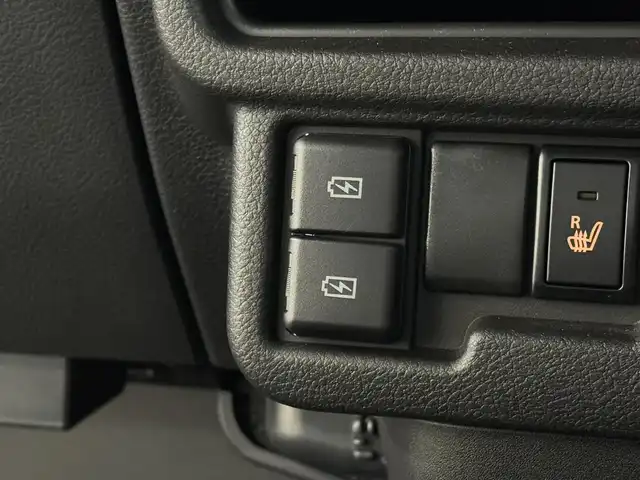 スズキ ワゴンＲ スマイル HYBRID X 三重県 2021(令3)年 0.6万km インディゴブルーメタリック マイルドハイブリッド/FF/インパネCVT/ケンウッド 8インチ『彩速ナビ』 MDV-M805L/（FM/AM/CD/DVD/iPod/USB/SD/内蔵メモリ/VTR/Bluetooth/SMART USEN/マルチAVブラウザ）/バックカメラ/両側パワースライドドア/安全/・デュアルカメラブレーキサポート/・車線逸脱警報機能/・ふらつき警報/・リヤパーキングセンサー/・誤発進抑制機能/・後方誤発進抑制機能/・後退時ブレーキアシスト/装備/・シートヒーター（D）/・オートエアコン/・オートライト/・ハイビームアシスト/・プッシュスタート/・充電用USBジャック（type-A x2）/・ベンチシート/・純正ホイールキャップ（14インチスチールホイール）/・保/取/ナビ取/・スマートキーx2