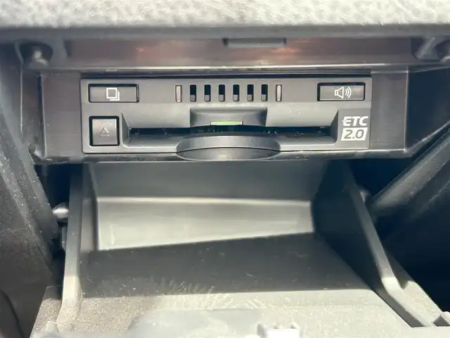 トヨタ カムリ G 宮城県 2019(平31)年 5.7万km アティチュードブラックマイカ Toyota Safety Sense/モデリスタエアロ【F・S・R】/純正9型ナビ/【CD・DVD・SD・BT・フルセグTV】/バックカメラ/純正17インチAW/プリクラッシュセーフティ/レーダークルーズコントロール/レーンディパーチャートアラート/ブラインドスポットモニター/オートハイビーム/D席パワーシート/社外ドライブレコーダー/オートライト/LEDヘッドライト/LEDフォグライト/ブレーキホールド/電子パーキング/横滑り防止装置/スマートキー/ETC