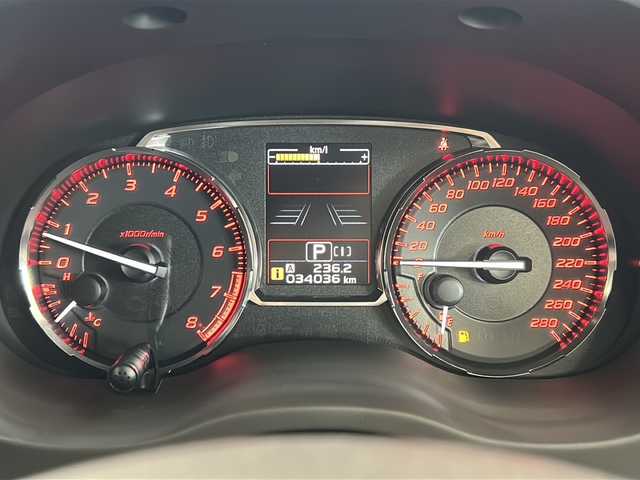 スバル ＷＲＸ Ｓ４ 2．0GT‐S アイサイト 道央・札幌 2016(平28)年 3.4万km アイスシルバーメタリック ・4WD/・純正ナビ/フルセグTV/DVD/CD/SD/BT/・バックカメラ/・ドライブレコーダー/・社外エンジンスターター /・アイサイト/・プリクラッシュブレーキ/・全車速追従付きクルーズコントロール/・ブラインドスポットモニター/・先行車発進お知らせ/・レーンキープアシスト/・SRVD/・横滑り防止/・パドルシフト/・ETC/・LEDヘッドライト/・フロントフォグ/・リヤフォグ/・ハーフレザーシート/・前席パワーシート/・プッシュスタート/・スマートキー/・ENKEI18インチAW/・社外マフラー/・冬タイヤ社外17インチAW積込