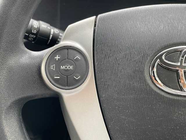 トヨタ アクア S 愛知県 2014(平26)年 11.9万km ディープアメジストマイカメタリック ワンオーナー/純正ナビ/Bluetooth接続/バックカメラ/ワンセグテレビ/ETC/横滑り防止装置/純正フロアマット/プッシュスタート/スマートキー/電動格納式ミラー