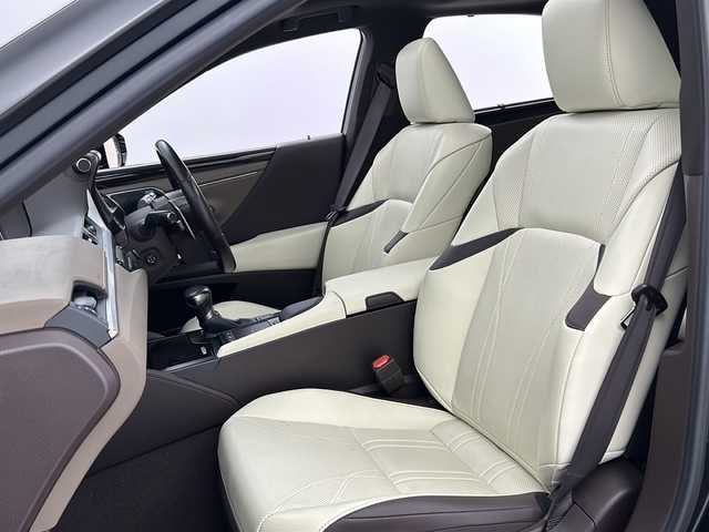 レクサス ＥＳ 300h バージョンL 愛知県 2020(令2)年 2.3万km グラファイトブラックガラスフレーク 禁煙車/マークレビンソンサウンドシステム/純正12.3インチナビ/・AM/FM/・CD/DVD/・SD/USB/AUX/・Bluetooth/・Miracast/・フルセグTV/パノラミックビューモニター/ステアリングスイッチ/ステアリングヒーター/革巻きステアリング/パドルシフト/サンルーフ/プリクラッシュセーフティ/レーンキープアシスト/ブラインドスポットモニター/パーキングサポートアラート/ヘッドアップディスプレイ/リアサンシェード/全席パワーシート/前席メモリーシート/全席シートヒーター/前席シートベンチレーション/ビルトインETC2.0/前後ドライブレコーダー/オートマチックハイビーム/LEDヘッドライト/フォグランプ/オートリトラミラー