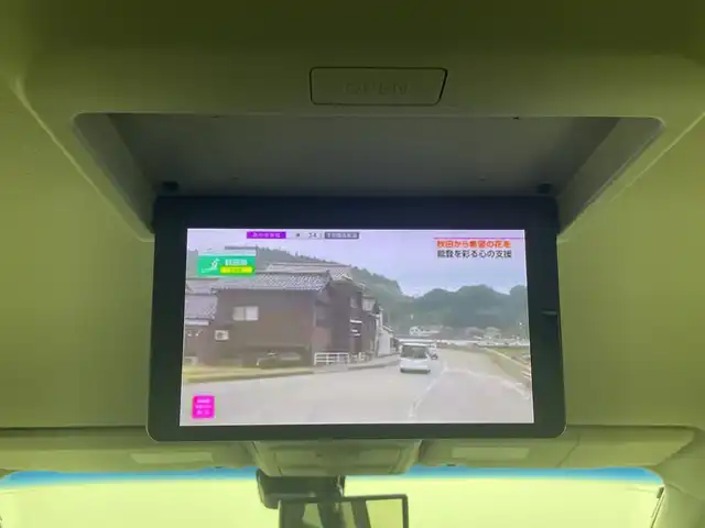 日産 エルグランド 250HWS S アーバンクロム 三重県 2020(令2)年 3.8万km ブリリアントホワイトパール 禁煙車/純正９インチＳＤナビ　/バックカメラ/WAC/MTモード付きAT/ウッドコンビステアリング/ハーフレザーシート/社外サス/両側パワースライドドア　　/純正１１インチフリップダウンモニター　/エマージェンシーブレーキ　/レーダークルーズコントロール　/オートハイビーム/オートライト /フォグ　/ビルトインＥＴＣ２．０　/ＬＥＤ