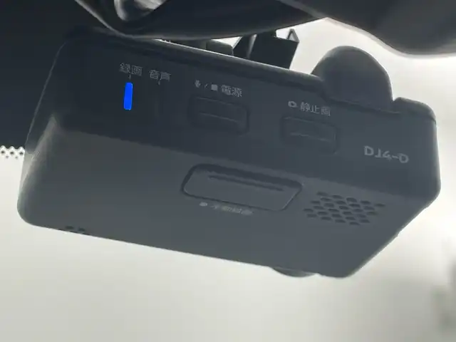 日産 エルグランド 250HWS S アーバンクロム 三重県 2020(令2)年 3.8万km ブリリアントホワイトパール 禁煙車/純正９インチＳＤナビ　/バックカメラ/WAC/MTモード付きAT/ウッドコンビステアリング/ハーフレザーシート/社外サス/両側パワースライドドア　　/純正１１インチフリップダウンモニター　/エマージェンシーブレーキ　/レーダークルーズコントロール　/オートハイビーム/オートライト /フォグ　/ビルトインＥＴＣ２．０　/ＬＥＤ