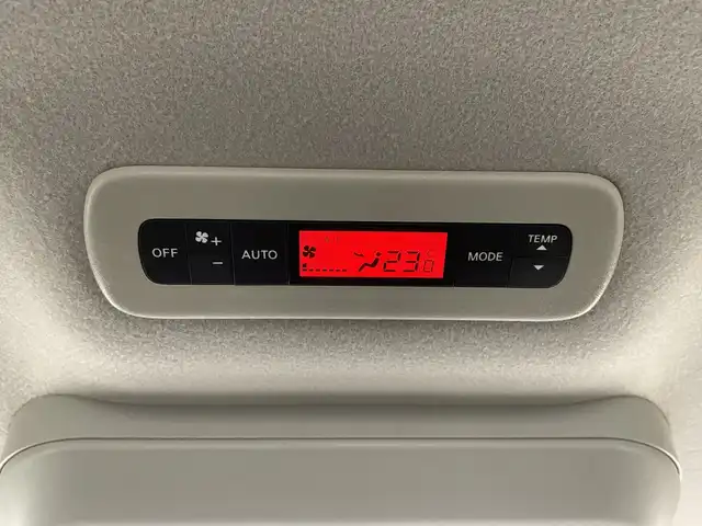 日産 エルグランド 250HWS S アーバンクロム 三重県 2020(令2)年 3.8万km ブリリアントホワイトパール 禁煙車/純正９インチＳＤナビ　/バックカメラ/WAC/MTモード付きAT/ウッドコンビステアリング/ハーフレザーシート/社外サス/両側パワースライドドア　　/純正１１インチフリップダウンモニター　/エマージェンシーブレーキ　/レーダークルーズコントロール　/オートハイビーム/オートライト /フォグ　/ビルトインＥＴＣ２．０　/ＬＥＤ