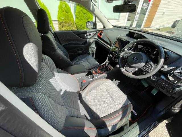 スバル フォレスター X－ブレイク 岩手県 2018(平30)年 2.8万km ダークグレーメタリック Apple Car Play/R1.2.3.4.5.6年スバル記録簿有/純正メモリナビ/(DVD/フルセグTV/Bluetooth/USB/MSV)/バックカメラ/サイドカメラ/前方ドライブレコーダー/ハーフレザーシート/前席パワーシート/全席シートヒーター/パワーバックドア/ブラインドスポットモニター/横滑り防止機能/レーンアシスト/衝突軽減ブレーキ/純正17インチアルミホイール/スマートキー/LEDヘッドライト/カーテンエアバッグ/レーダークルーズコントロール/ステアリングヒーター/オートビークルホールド/先行車発進お知らせ/X MODE