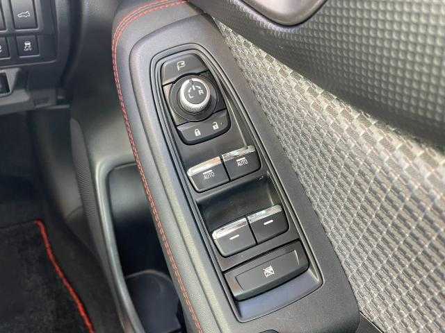 スバル フォレスター X－ブレイク 岩手県 2018(平30)年 2.8万km ダークグレーメタリック Apple Car Play/R1.2.3.4.5.6年スバル記録簿有/純正メモリナビ/(DVD/フルセグTV/Bluetooth/USB/MSV)/バックカメラ/サイドカメラ/前方ドライブレコーダー/ハーフレザーシート/前席パワーシート/全席シートヒーター/パワーバックドア/ブラインドスポットモニター/横滑り防止機能/レーンアシスト/衝突軽減ブレーキ/純正17インチアルミホイール/スマートキー/LEDヘッドライト/カーテンエアバッグ/レーダークルーズコントロール/ステアリングヒーター/オートビークルホールド/先行車発進お知らせ/X MODE