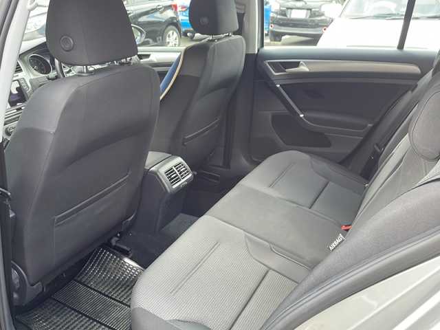 フォルクスワーゲン ゴルフ TSI コンフォートライン BM 福岡県 2015(平27)年 13.6万km タングステンシルバーメタリック 純正ナビ/（AM/FM/CD/DVD/SD/AUX/Bluetooth/ジュークボックス）/クルーズコントロール/アイドリングストップ/パドルシフト/ハンズフリー/オートホールド/ビルドインETC/ドライブレコーダー前後（SDカード無し）/オートライト/フォグランプ/電格ミラー/純正アルミホイール/保証書/取扱説明書/スペアキー×１