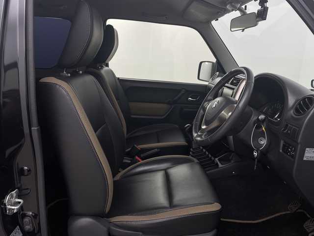 スズキ ジムニー ランドベンチャー 新潟県 2017(平29)年 8.4万km ブルーイッシュブラックパール3 パートタイム4WD/ナビ/Bluetooth/フルセグTV/CD/DVD/革シート/シートヒーター/RAYS 16インチアルミホイール/リフトアップ/ステアリングリモコン/電格ミラー/ウィンカーミラー/フォグランプ/ETC