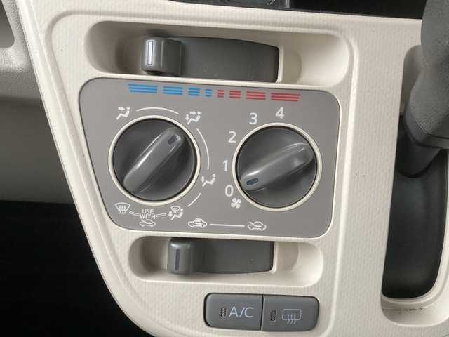 ダイハツ ムーヴ L SA 東京都 2014(平26)年 2.4万km ブラックマイカメタリック 社外SDナビ/【ワンセグ・CD・Bluetooth】/バックカメラ/衝突被害軽減ブレーキ/前方ドライブレコーダー/横滑り防止機能/アイドリングストップ/リモコンキー/スペアキーあり/純正フロアマット/ドアバイザー/新車保証書/取扱説明書