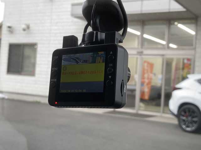 ダイハツ ムーヴ L SA 東京都 2014(平26)年 2.4万km ブラックマイカメタリック 社外SDナビ/【ワンセグ・CD・Bluetooth】/バックカメラ/衝突被害軽減ブレーキ/前方ドライブレコーダー/横滑り防止機能/アイドリングストップ/リモコンキー/スペアキーあり/純正フロアマット/ドアバイザー/新車保証書/取扱説明書