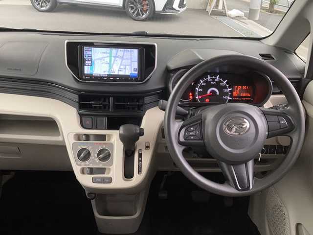 ダイハツ ムーヴ L SA 東京都 2014(平26)年 2.4万km ブラックマイカメタリック 社外SDナビ/【ワンセグ・CD・Bluetooth】/バックカメラ/衝突被害軽減ブレーキ/前方ドライブレコーダー/横滑り防止機能/アイドリングストップ/リモコンキー/スペアキーあり/純正フロアマット/ドアバイザー/新車保証書/取扱説明書