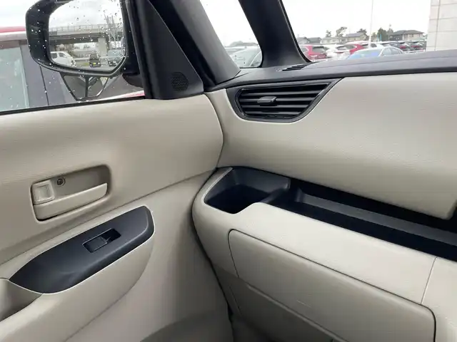 三菱 ｅＫスペース M 石川県 2022(令4)年 4.5万km 黒 4WD/社外オーディオ/シートヒーター/両側スライドドア/キーレス/レーダーブレーキ/コーナーセンサー/オートライト/レーンキープアシスト/電動ミラー/アイドリングストップ