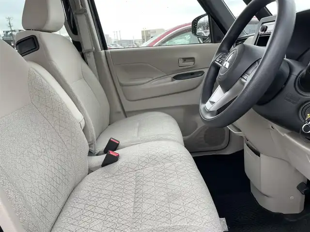 三菱 ｅＫスペース M 石川県 2022(令4)年 4.5万km 黒 4WD/社外オーディオ/シートヒーター/両側スライドドア/キーレス/レーダーブレーキ/コーナーセンサー/オートライト/レーンキープアシスト/電動ミラー/アイドリングストップ