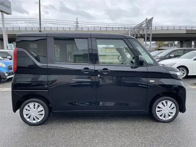 三菱 ｅＫスペース M 石川県 2022(令4)年 4.5万km 黒 4WD/社外オーディオ/シートヒーター/両側スライドドア/キーレス/レーダーブレーキ/コーナーセンサー/オートライト/レーンキープアシスト/電動ミラー/アイドリングストップ