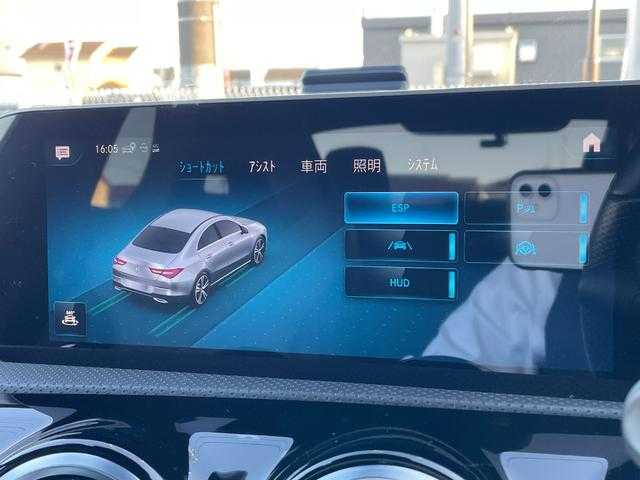 メルセデス・ベンツ ＣＬＡ２００ｄ AMGライン 埼玉県 2020(令2)年 5.2万km ポーラホワイト アドバンスドＰＫＧ/黒グレー革/ＨＵＤ/純正HDDナビ/(Bluetooth/USB/フルセグ)/３６０度カメラ/シートヒーター/パワーシート/パワートランク/純正ドライブレコーダー/アンビエントライト/ＥＴＣ