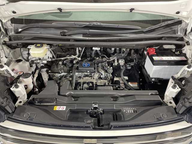 トヨタ ヴォクシー ハイブリッド S－Z 福岡県 2023(令5)年 2.3万km ホワイトパールクリスタルシャイン モデリスタエアロ/全方位モニター/純正ナビ（ＢＴ、フルセグ、ＣＤＤＶＤ、ＡＭＦＭ）/横滑り防止装置　/盗難防止装置　/衝突被害軽減システム　/レーンキープアシスト　/レーダークルーズコントロール　/フリップダウンモニター　/両側パワースライド/オットマン/電動リアゲート/ドライブレコーダー/純正アルミホイール