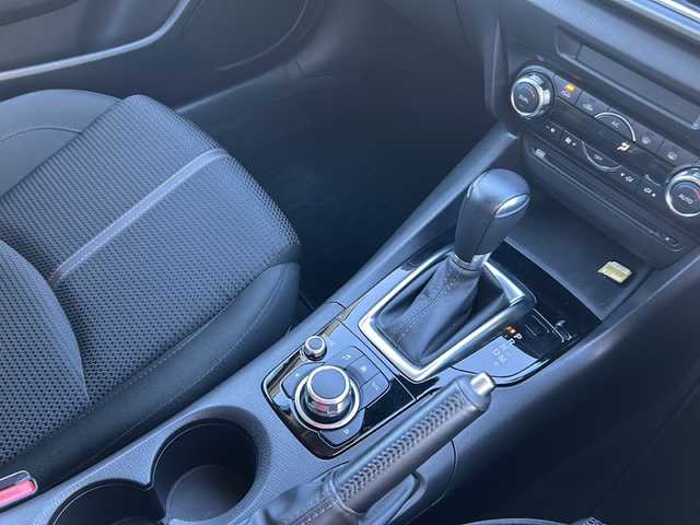 マツダ アクセラ スポーツ 15XD プロアクティブ 岐阜県 2016(平28)年 4万km ソウルレッドプレミアムメタリック 登録時走行距離：39897km/純正メーカーナビ/フルセグテレビ・Bluetooth・CD/レーダークルーズコントロール/パドルシフト/ETC/ターボ/MT付きAT/ヘッドアップディスプレイ/レーンキープアシスト/LEDヘッドライト/オートライト/アイドリングストップ/純正フロアマット/純正アルミホイール/プッシュスタート/スマートキー/スペアキー