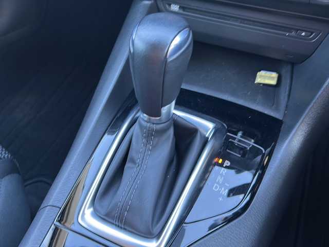 マツダ アクセラ スポーツ 15XD プロアクティブ 岐阜県 2016(平28)年 4万km ソウルレッドプレミアムメタリック 登録時走行距離：39897km/純正メーカーナビ/フルセグテレビ・Bluetooth・CD/レーダークルーズコントロール/パドルシフト/ETC/ターボ/MT付きAT/ヘッドアップディスプレイ/レーンキープアシスト/LEDヘッドライト/オートライト/アイドリングストップ/純正フロアマット/純正アルミホイール/プッシュスタート/スマートキー/スペアキー