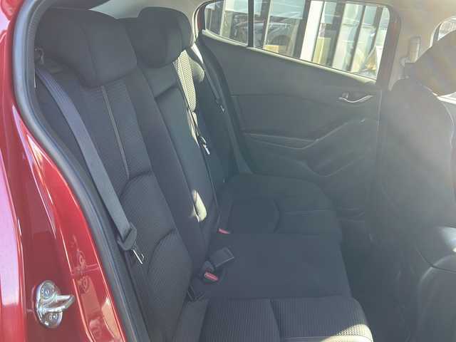 マツダ アクセラ スポーツ 15XD プロアクティブ 岐阜県 2016(平28)年 4万km ソウルレッドプレミアムメタリック 登録時走行距離：39897km/純正メーカーナビ/フルセグテレビ・Bluetooth・CD/レーダークルーズコントロール/パドルシフト/ETC/ターボ/MT付きAT/ヘッドアップディスプレイ/レーンキープアシスト/LEDヘッドライト/オートライト/アイドリングストップ/純正フロアマット/純正アルミホイール/プッシュスタート/スマートキー/スペアキー