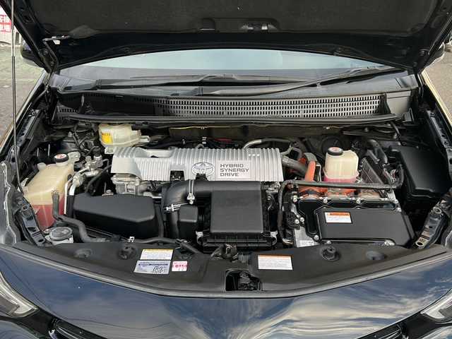 トヨタ プリウス α S ツーリングセレクション 愛知県 2016(平28)年 11.4万km アティチュードブラックマイカ /禁煙車/ワンオーナー//ALPINE9インチSDナビ//フルセグTV//Bluetooth//CD・DVD//FM・AM//バックカメラ//ビルトインETC//前方ドライブレコーダー//LEDオートライト・フォグランプ//純正フロアマット//純正ドアバイザー//プッシュスタート//ISOFIX//スペアキー//取扱説明書/新車保証書