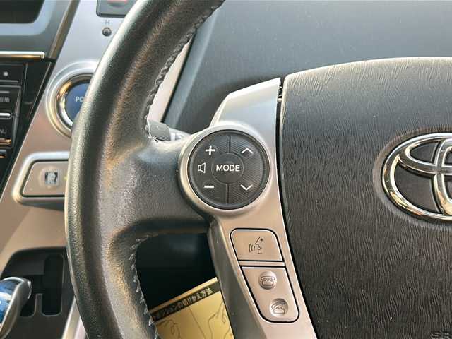 トヨタ プリウス α S ツーリングセレクション 愛知県 2016(平28)年 11.4万km アティチュードブラックマイカ /禁煙車/ワンオーナー//ALPINE9インチSDナビ//フルセグTV//Bluetooth//CD・DVD//FM・AM//バックカメラ//ビルトインETC//前方ドライブレコーダー//LEDオートライト・フォグランプ//純正フロアマット//純正ドアバイザー//プッシュスタート//ISOFIX//スペアキー//取扱説明書/新車保証書