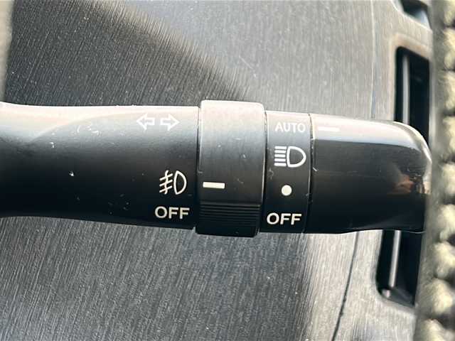 トヨタ プリウス α S ツーリングセレクション 愛知県 2016(平28)年 11.4万km アティチュードブラックマイカ /禁煙車/ワンオーナー//ALPINE9インチSDナビ//フルセグTV//Bluetooth//CD・DVD//FM・AM//バックカメラ//ビルトインETC//前方ドライブレコーダー//LEDオートライト・フォグランプ//純正フロアマット//純正ドアバイザー//プッシュスタート//ISOFIX//スペアキー//取扱説明書/新車保証書